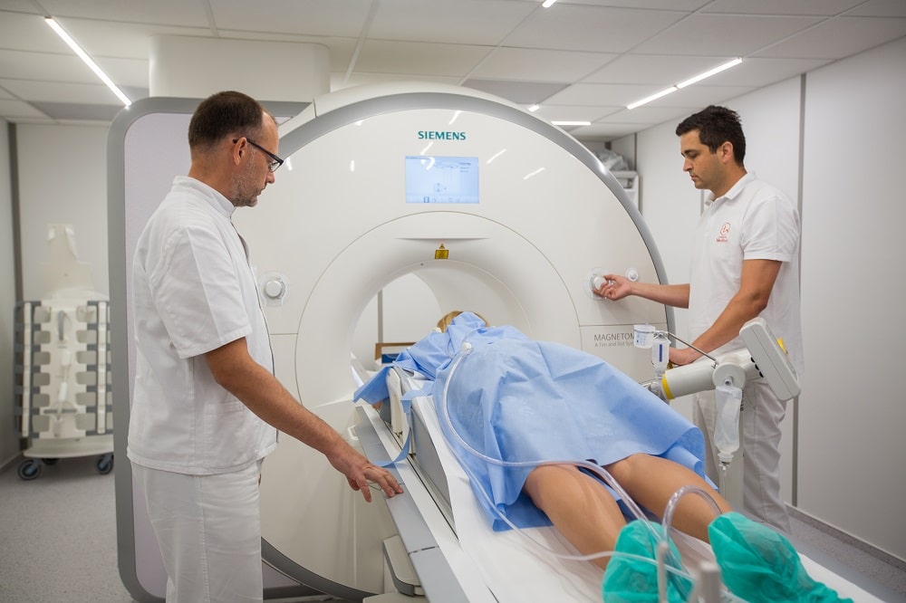 MR-dojki-mala-fotka - Poliklinika Medikol magnetska rezonanca 3T