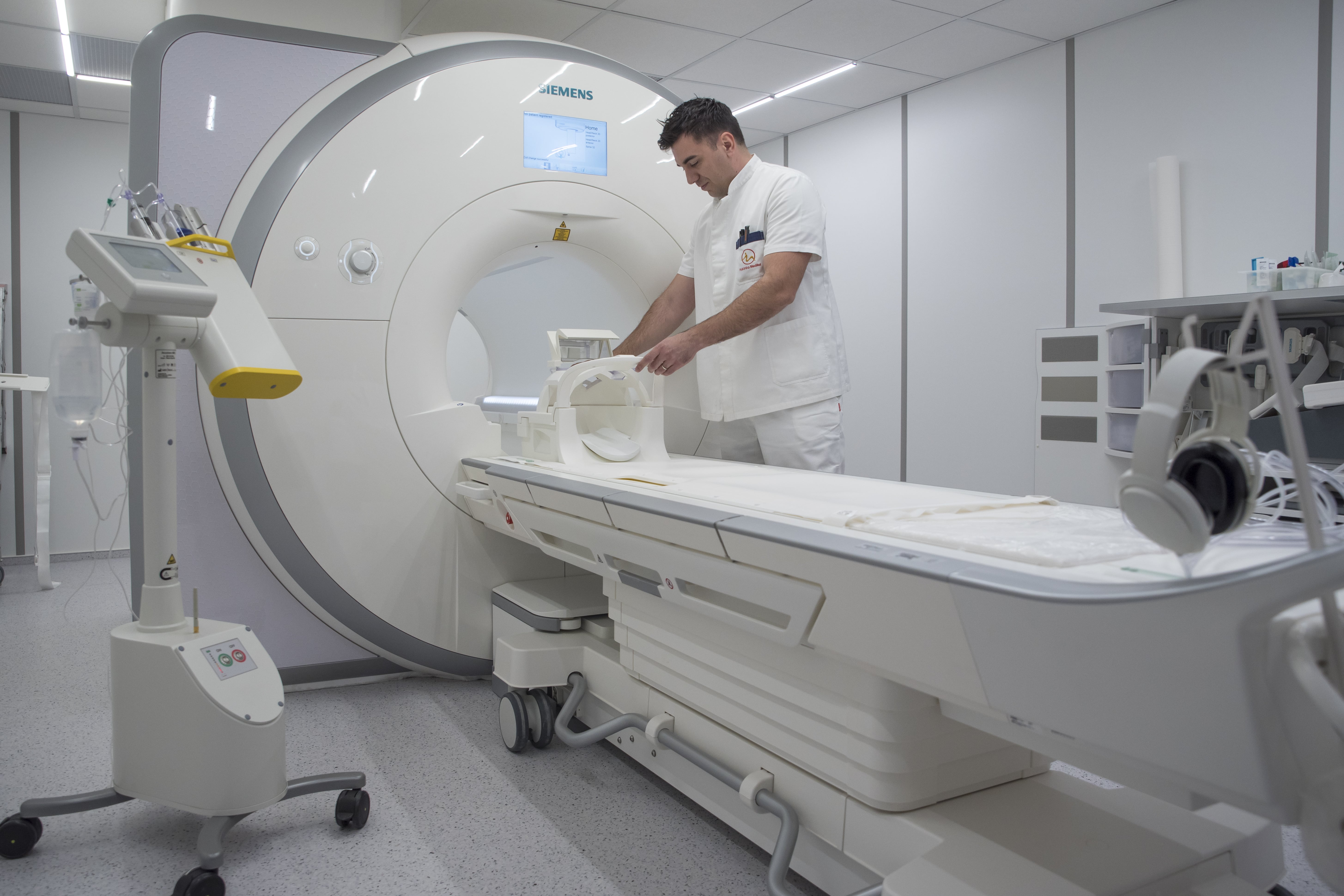 kako se pripremiti za MR orbite - Poliklinika Medikol kako se pripremiti za MR